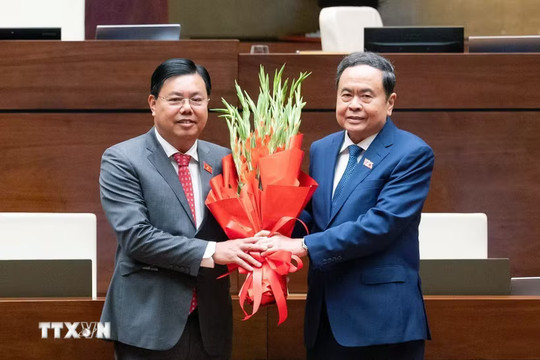 Phê chuẩn đồng chí Nguyễn Tiến Hải làm Bộ trưởng Bộ Nội vụ
