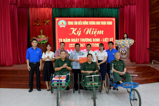 Căn cứ xác nhận người có công giúp đỡ cách mạng
