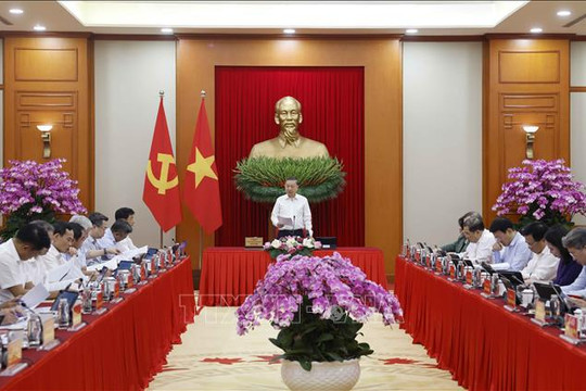 Xây dựng Điều lệ Đảng khoa học, dễ thực hiện và có sức sống lâu dài