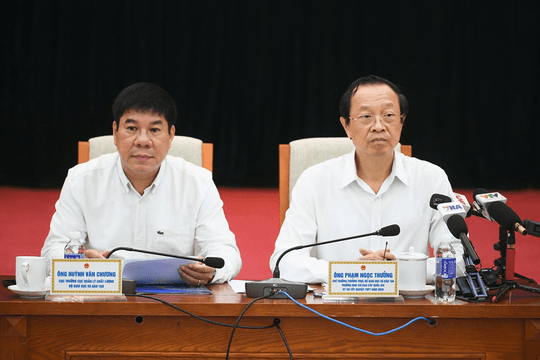 Có dấu hiệu móc nối giữa phụ huynh và giáo viên để gian lận điểm thi ở Tuyên Quang