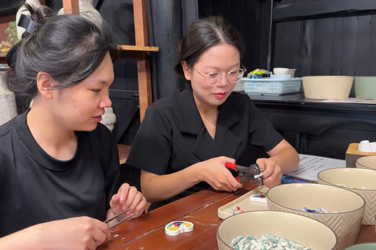 Tranh Mosaic – 'mảnh ghép' sáng tạo của giới trẻ Hải Phòng