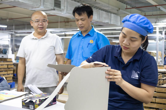 Ra mắt 3 công đoàn cơ sở trong doanh nghiệp tại Ninh Giang