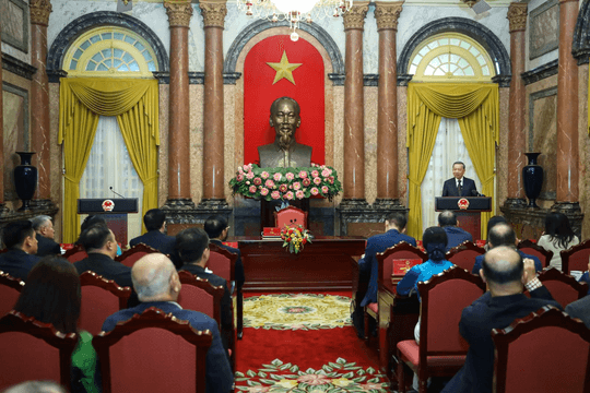 Mở rộng không gian cống hiến cho cộng đồng người Việt Nam ở nước ngoài