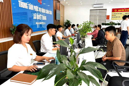 Khi dịch vụ công bước vào 'đường ray' mới