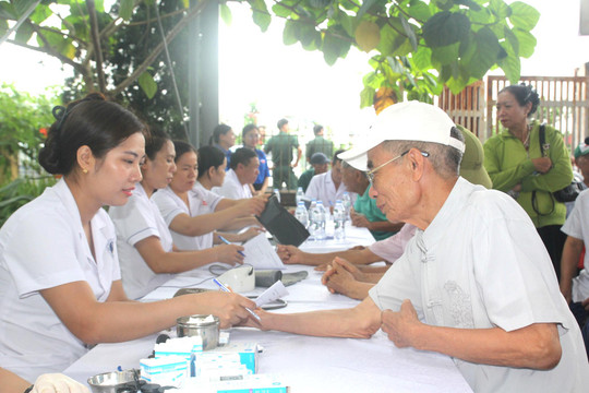 Tăng tốc 'về đích' khám sức khoẻ toàn dân