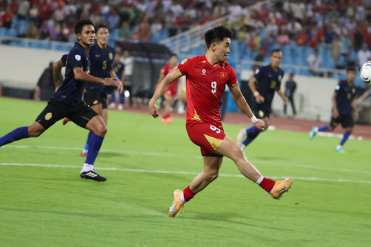 Báo chí Malaysia e ngại sức công phá của hàng công tuyển Việt Nam