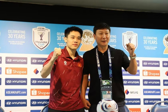 4 cầu thủ Việt Nam thuộc nhóm ngôi sao đáng chờ đợi tại bán kết ASEAN Cup