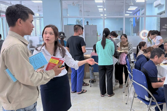 'Bệ đỡ' an sinh từ chính sách bảo hiểm thất nghiệp