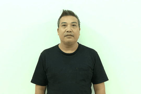 Giám đốc PNJ-LAB cùng nhân viên buôn lậu kim cương xuyên quốc gia