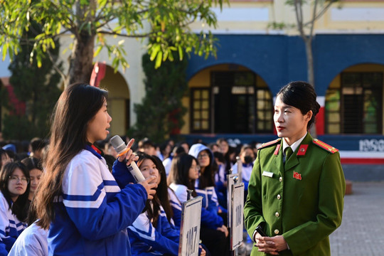 Bảo vệ giới trẻ trước hiểm họa ma túy