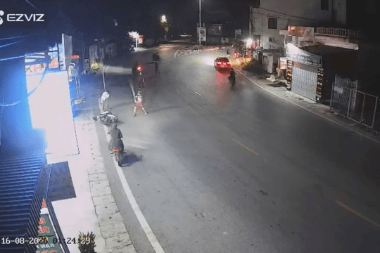 Khởi tố nhóm thanh niên mang hung khí, lạng lách trên đường rồi đuổi đánh người