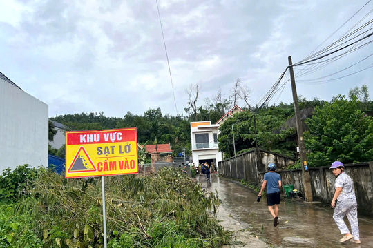 Phường Lưu Kiếm ứng phó hiện tượng sạt lở núi Gai