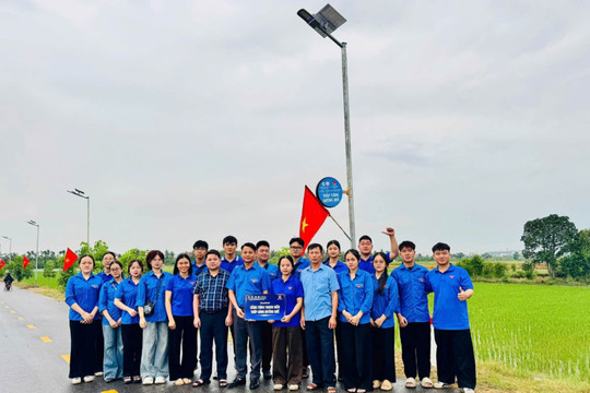 Sức trẻ thắp sáng những miền quê