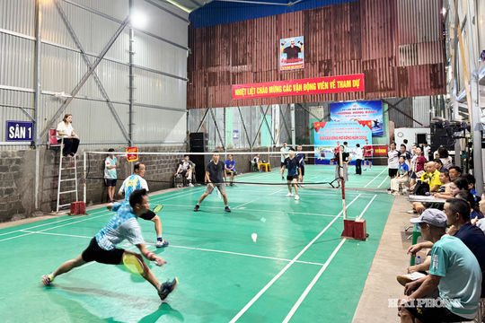 Sôi nổi hoạt động thể thao mừng Quốc khánh