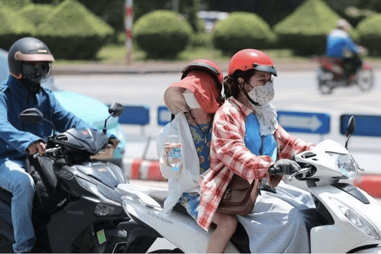 Bắc Bộ nắng nóng trong ngày Quốc khánh, Biển Đông sóng cao do bão số 5