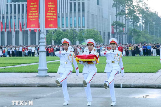 Điện, thư chúc mừng kỷ niệm 81 năm ngày Quốc khánh nước Cộng hòa XHCN Việt Nam