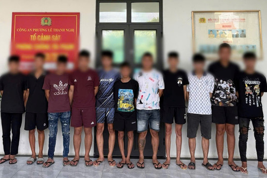 Khởi tố 12 đối tượng gây rối ở phường Lê Thanh Nghị