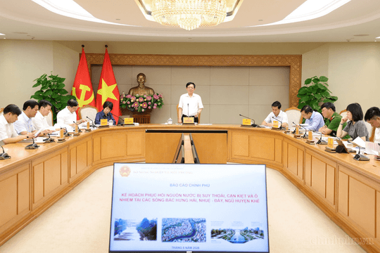 Phục hồi nguồn nước gắn với tạo lập không gian phát triển mới