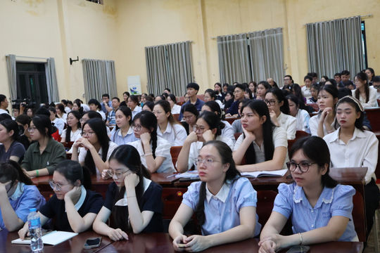 Bồi dưỡng nhận thức về Đảng cho 620 quần chúng ưu tú
