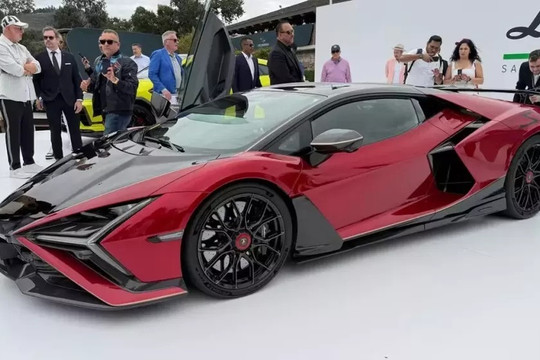 Lamborghini Revuelto SV mở bán tại Việt Nam, giá hơn 60 tỷ đồng
