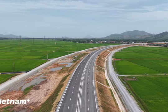 Đề xuất đầu tư mở rộng hơn 350 km cao tốc Bắc - Nam phía Đông lên 6 làn xe