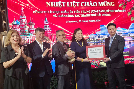 Bí thư Thành ủy Lê Ngọc Châu gặp gỡ cộng đồng người Hải Phòng tại Nga