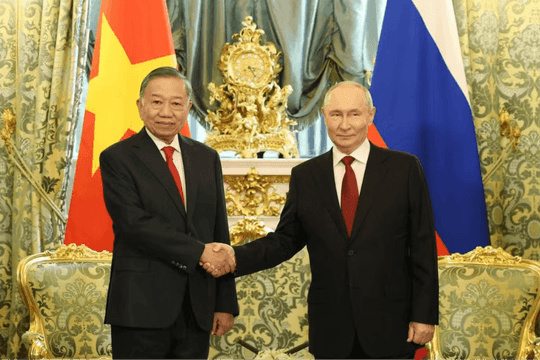 Tổng thống Vladimir Putin chủ trì Lễ đón Tổng Bí thư, Chủ tịch nước Tô Lâm