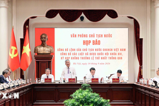 Họp báo công bố Lệnh của Chủ tịch nước về 15 luật