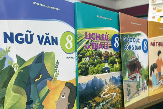 Hoàn thành cung ứng sách giáo khoa còn thiếu cho học sinh trước ngày 15/9
