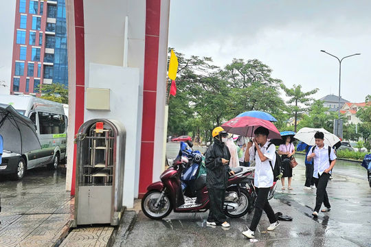 Gần 1.400 học sinh Hải Phòng thi chọn học sinh giỏi THPT