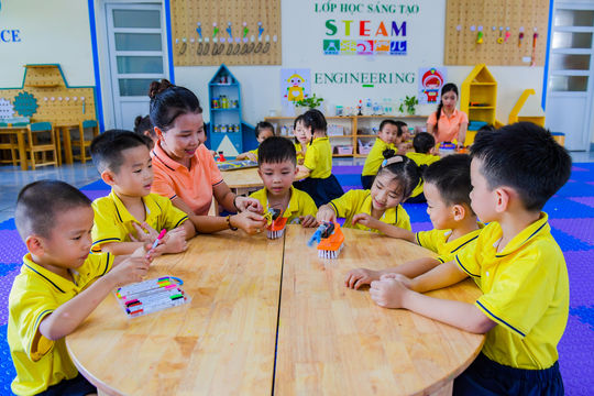 Đổi mới từ mỗi giờ học, xây dựng trường học hiện đại
