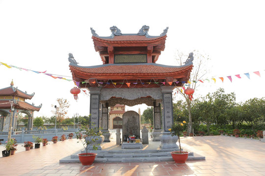 Giải mã bảo vật ‘Sùng Thiên tự bi’