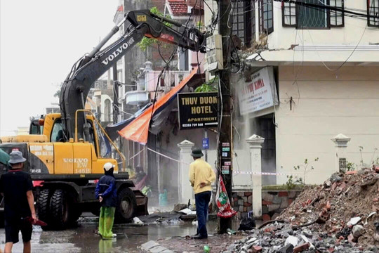 Cưỡng chế thu hồi đất phục vụ dự án cải tạo chung cư cũ Đồng Quốc Bình