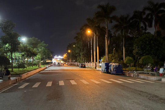 Pilot night cultural and culinary street in Lach Tray