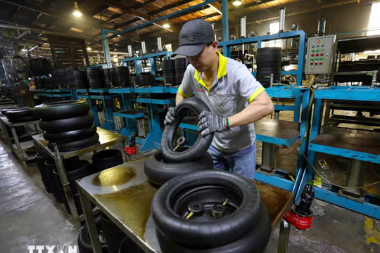Việt Nam dẫn đầu triển vọng tăng trưởng của 6 nền kinh tế lớn ASEAN