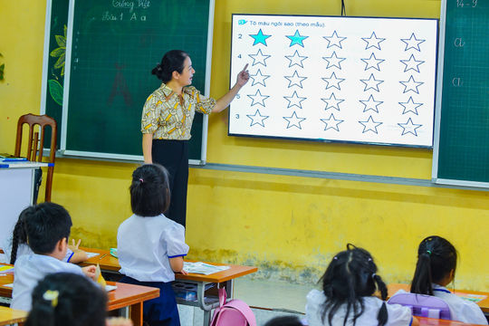 Sách điện tử - giải pháp tạm thời khi thiếu sách giáo khoa