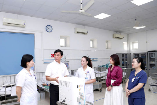 Bệnh viện Việt Tiệp nhận chuyển giao kỹ thuật lọc màng bụng