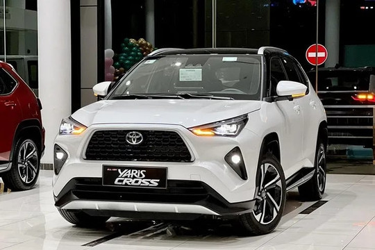 Toyota Yaris Cross giảm giá ngỡ ngàng, rẻ hơn KIA Seltos
