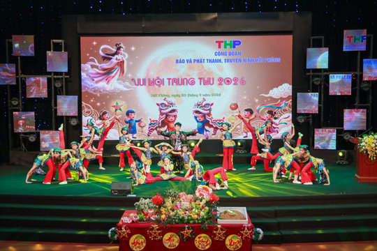Ấm áp ngày hội Trung thu ở Báo và phát thanh, truyền hình Hải Phòng