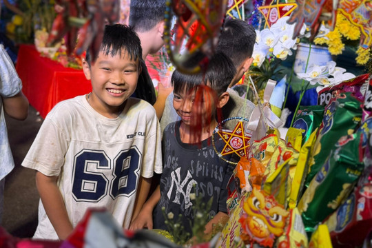 Trung thu truyền thống nên 'bước vào' không gian số thế nào?