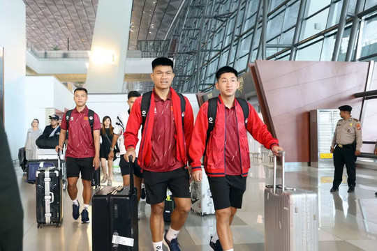 Đội tuyển Việt Nam đến Indonesia chuẩn bị cho FIFA ASEAN Cup 2026