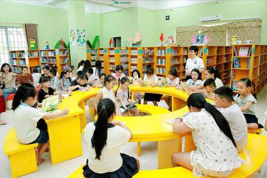 'Giữ lửa' văn hóa đọc qua những thế hệ