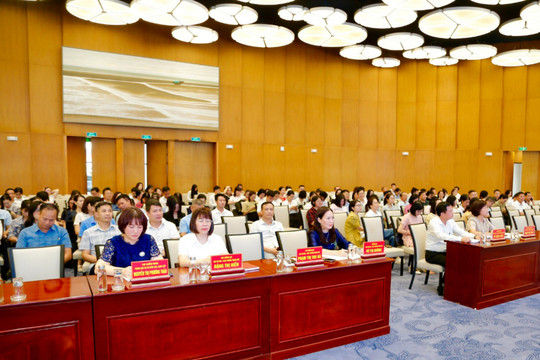 Nâng cao nghiệp vụ xét tặng, truy tặng 'Huy chương thanh niên xung phong vẻ vang'