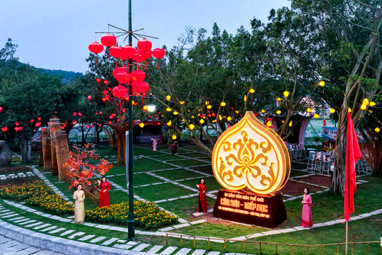 Côn Sơn - Kiếp Bạc trước giờ khai hội