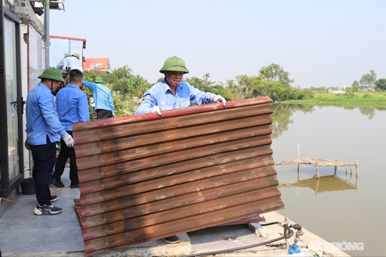 Giải tỏa 31 trường hợp lấn chiếm hành lang kênh Hòa Phong