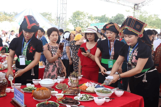 Điện Biên hội tụ hương vị ẩm thực 3 miền