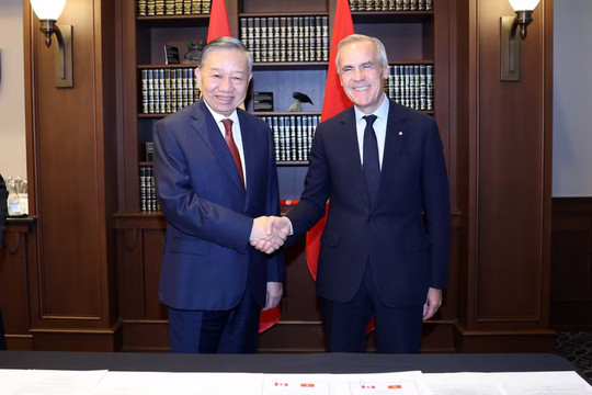 Thiết lập quan hệ Đối tác Chiến lược Canada Việt Nam - Canada