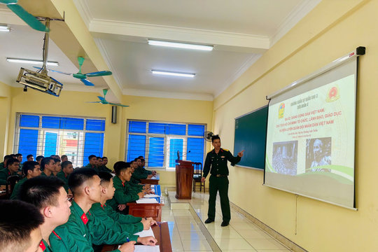 Số hóa bài giảng chính trị trong quân đội
