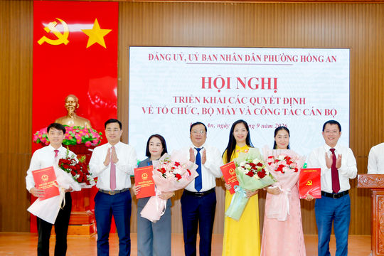 Hồng An thành lập 8 Đảng bộ, 27 Chi bộ trực thuộc