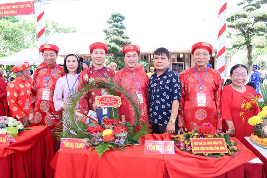 Tinh hoa 21 mâm cỗ tiến vua